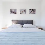 Aria By Interhome *