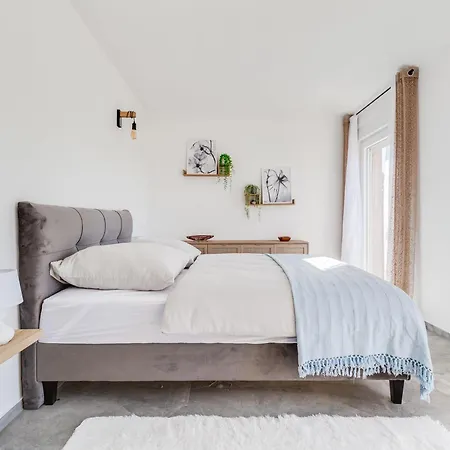 بيت للعطل Aria By Interhome