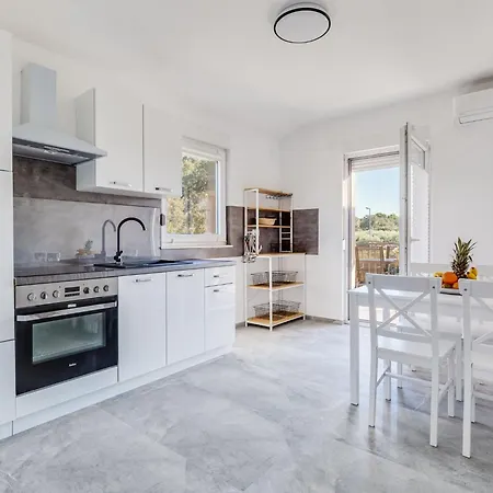 Aria By Interhome