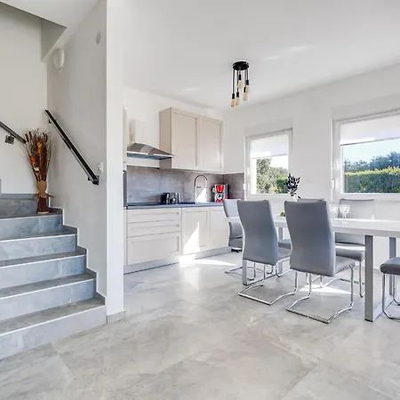 Aria By Interhome بيت للعطل Sukošan