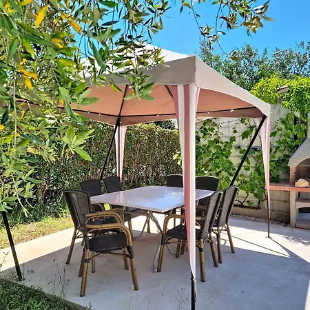 Aria By Interhome