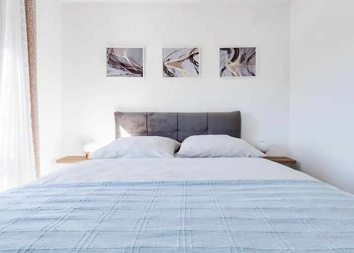Aria By Interhome *
