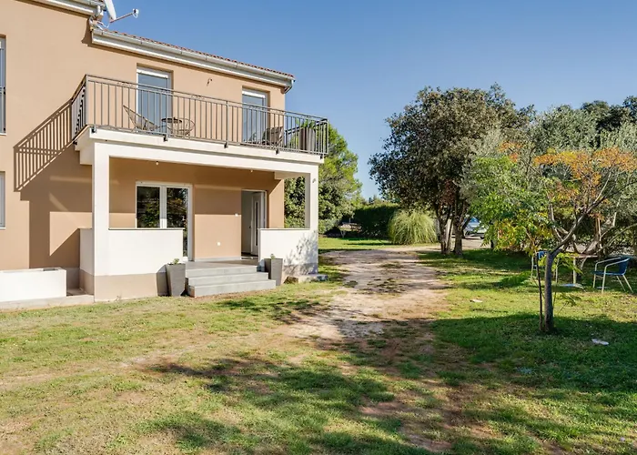 Aria By Interhome