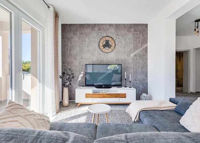 Aria By Interhome *
